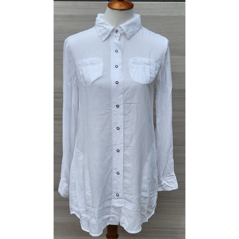 XCVI Wearables Basic White Blouse Shirt Top With Buttons Size XS NEW
